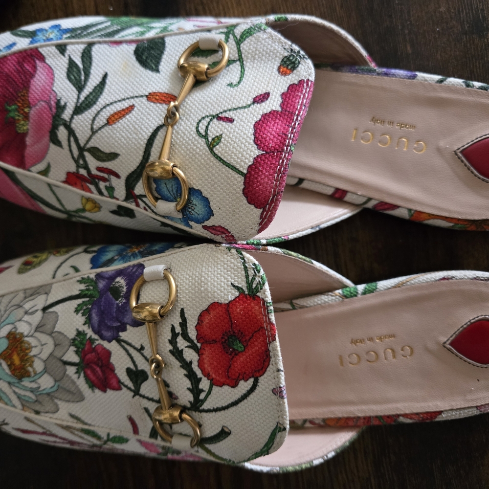 Gucci White Floral Canvas Horsebit Mules